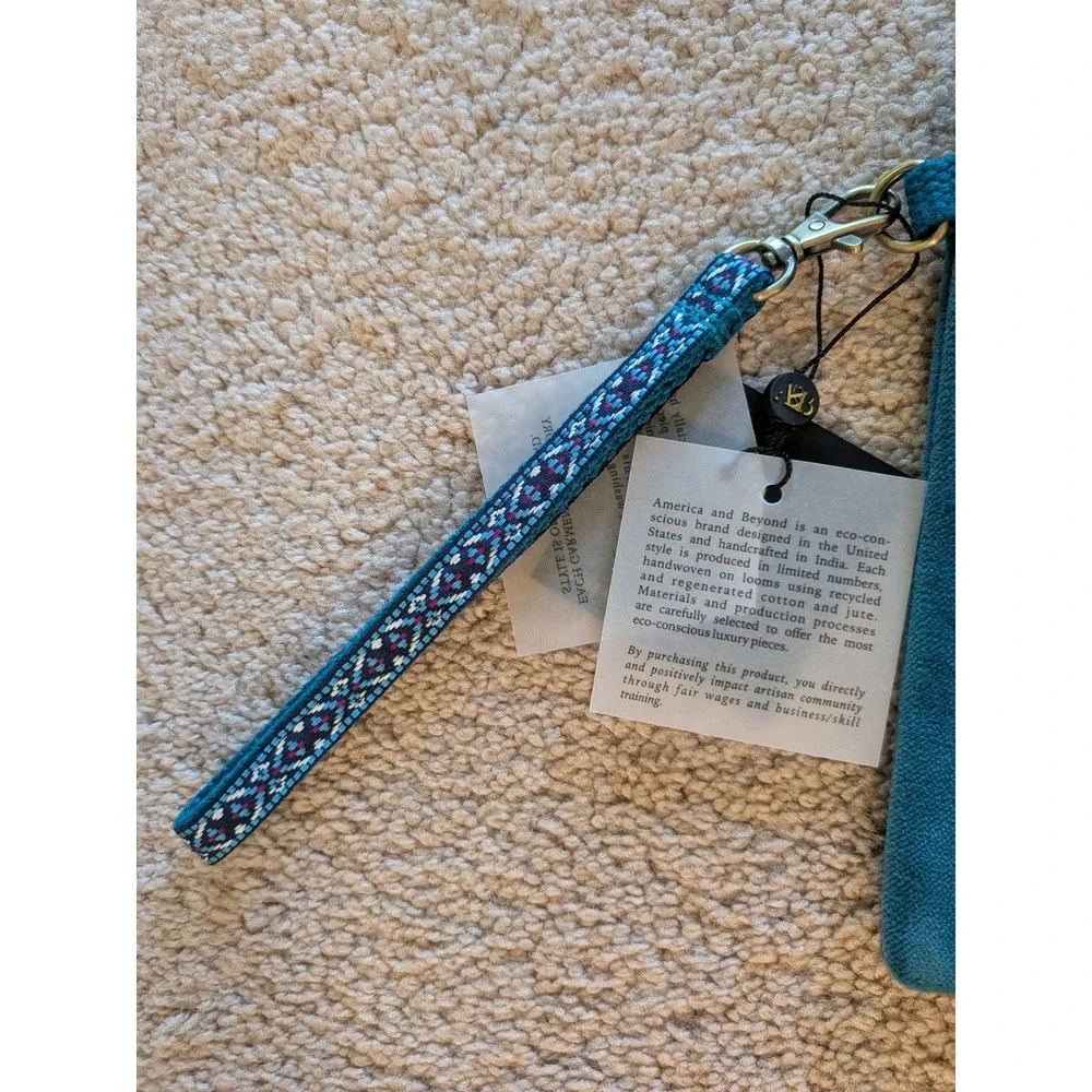 America & Beyond Teal Beaded Initial P Wristlet Clutch Bag Floral Velvet New